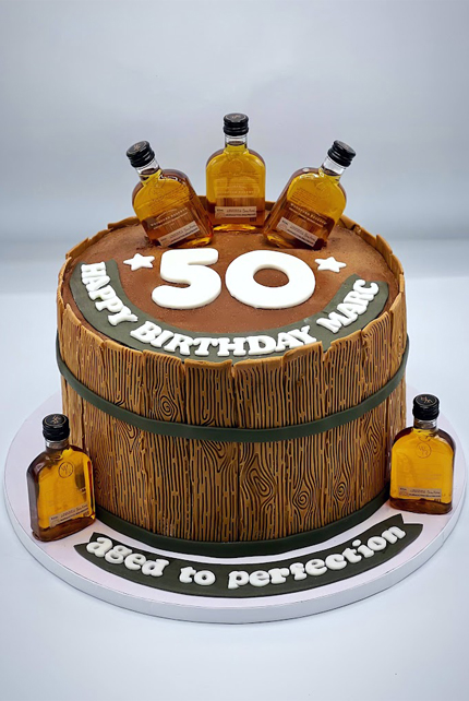 creativesweetsbakery-gallery-aged-to-perfection-cake